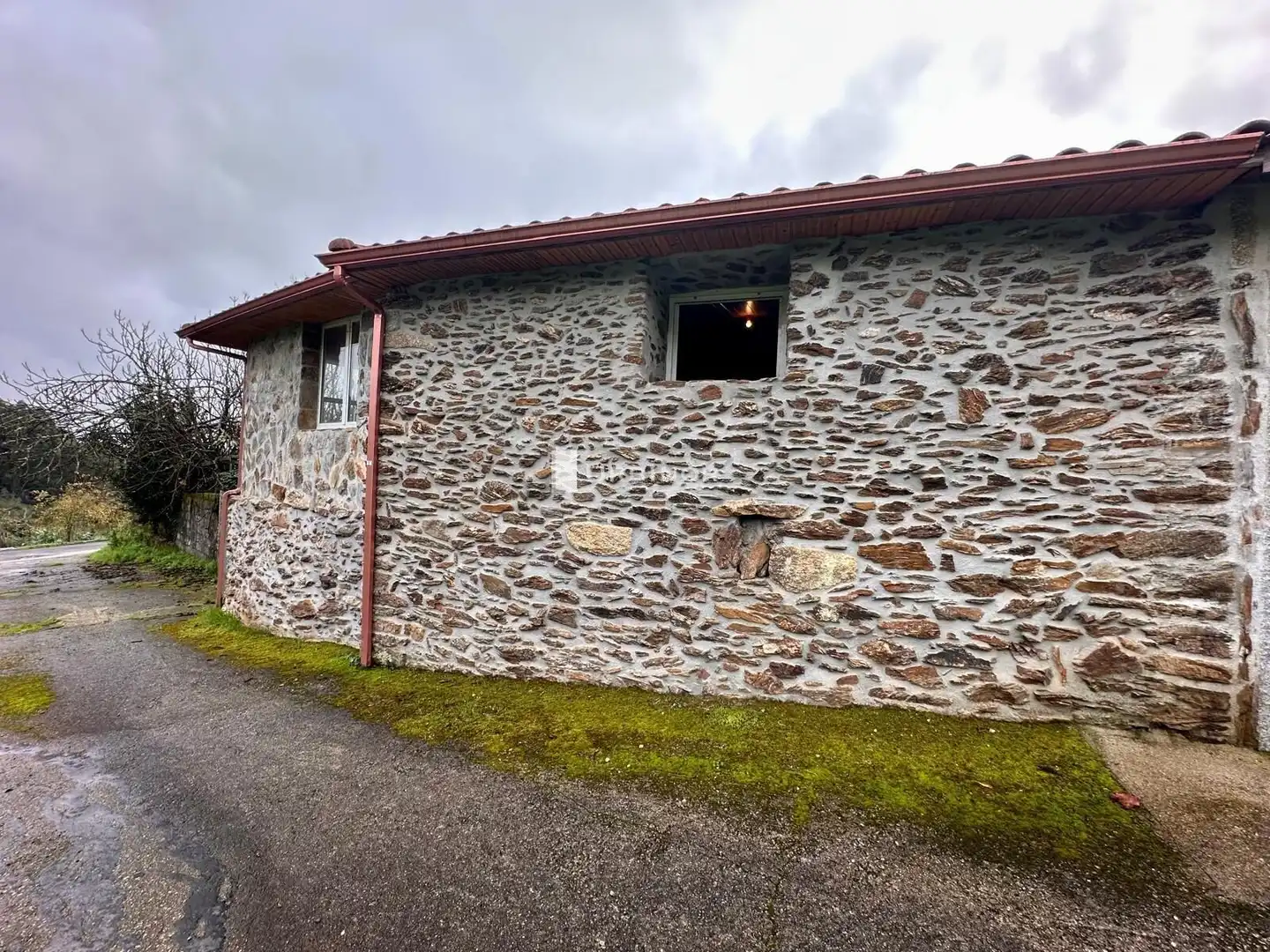 Exterior view of Houses for sale in Toén  with Heating and Private garden