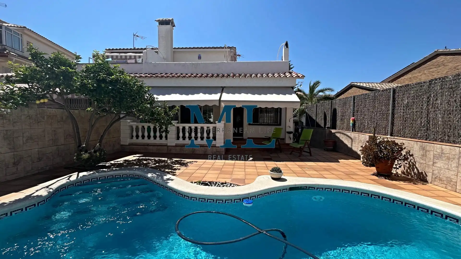 Piscina de Casa adosada en venda en Sant Pere de Ribes amb Calefacció i Piscina