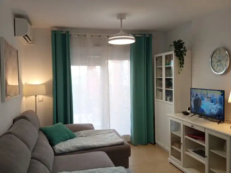 Apartament amb piscina de lloguer a Paseo de la isla 4