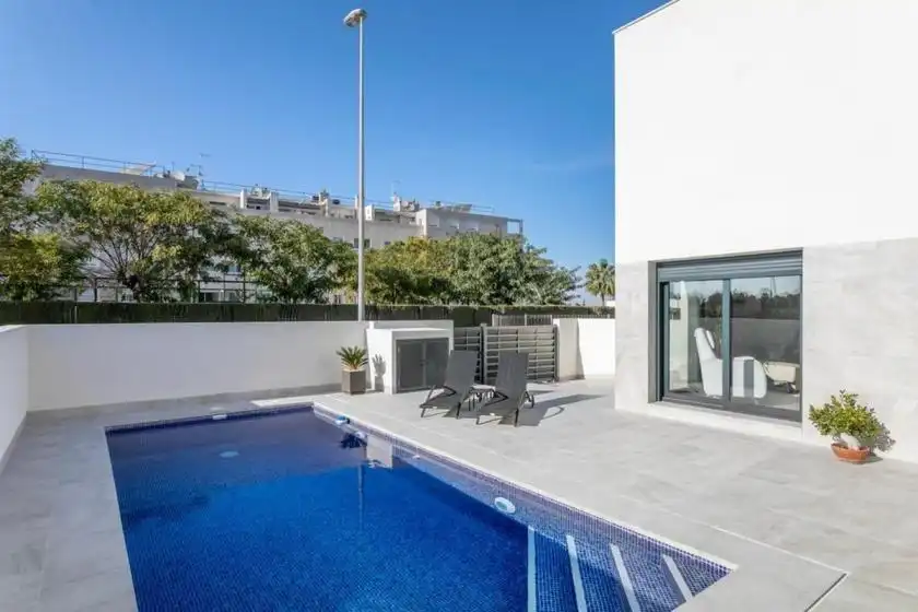 Piscina de Casa o xalet en venda en Daya Nueva amb Jardí privat i Terrassa