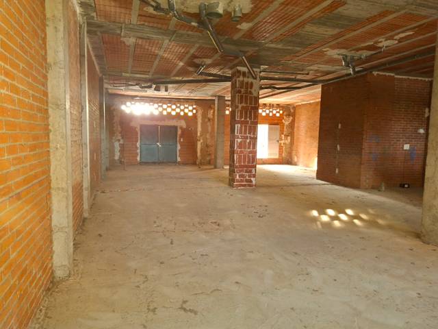 Local comercial en Venta en Calle Islas Columbretes en Humanes de Madrid