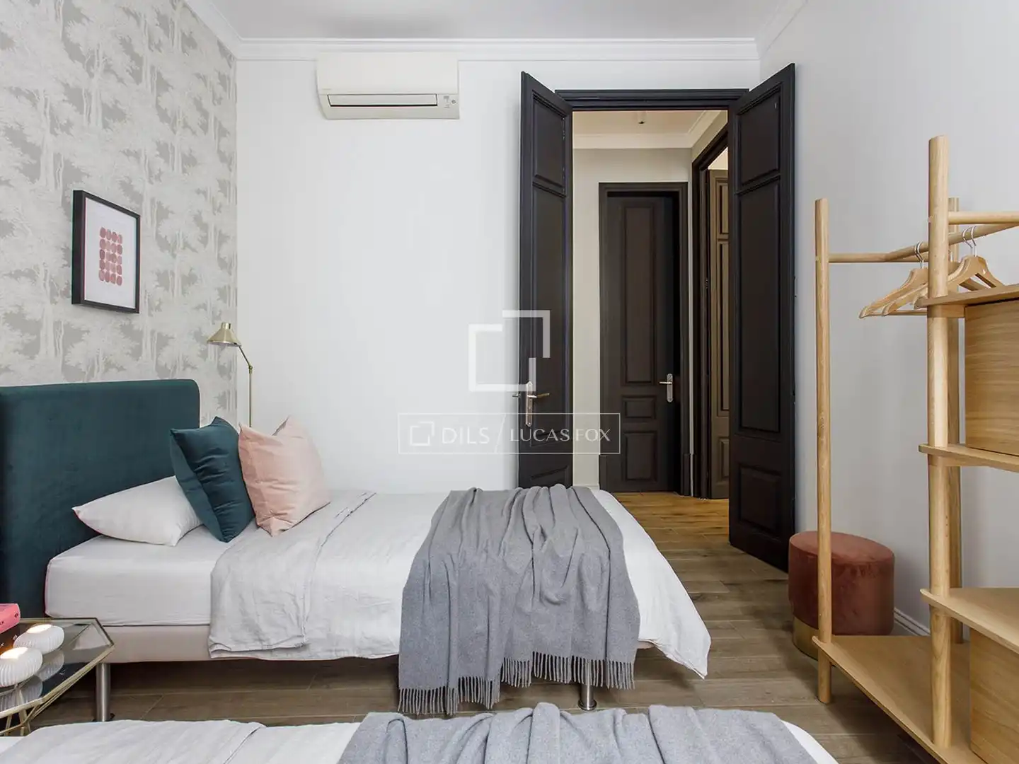 Bedroom of Flat for sale in Barcelona  with Air Conditioner, Heating and Furnished