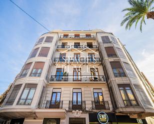 Vista exterior de Dúplex en venda en  Valencia Capital amb Aire condicionat, Terrassa i Balcó