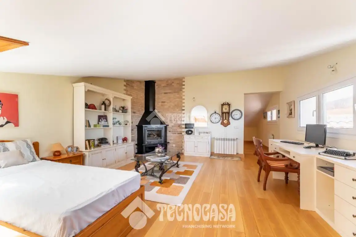 Sala de estar de Casa o chalet en venta en Hoyo de Manzanares con Calefacción y Piscina