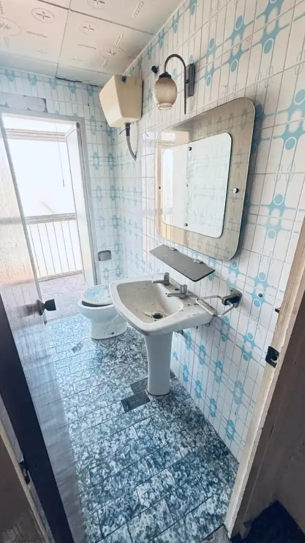 Bathroom of Flat for sale in Tortosa  with Heating, Balcony and Alarm
