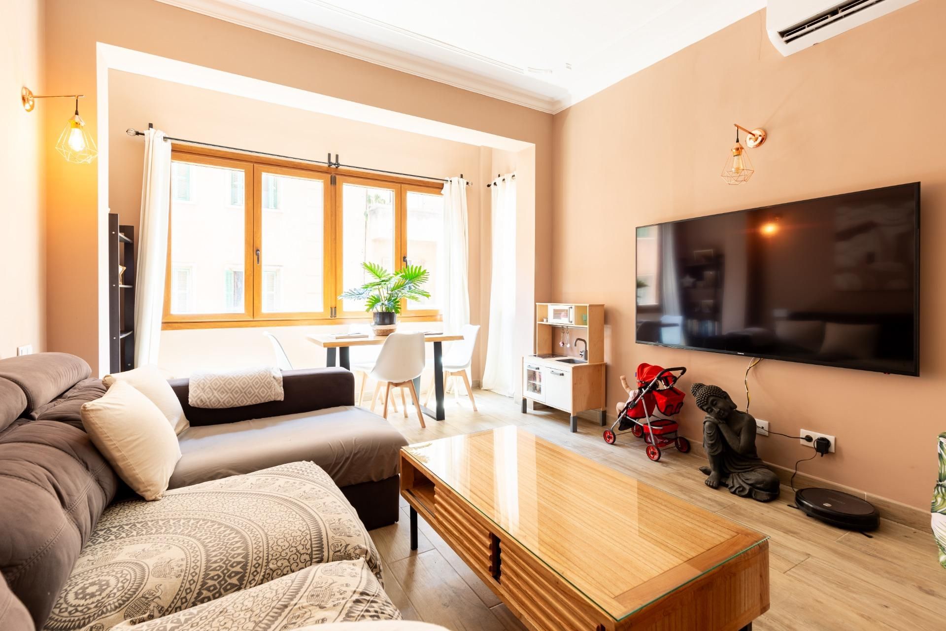 Living room of Apartment for sale in  Palma de Mallorca  with Air Conditioner, Heating and Terrace