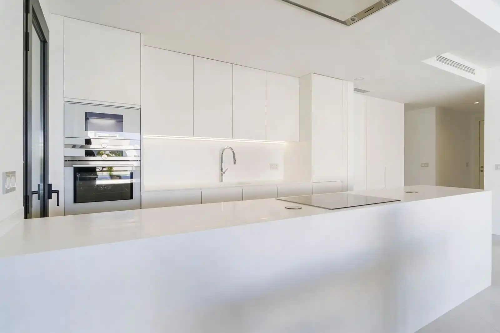 Kitchen of Apartments for sale in Estepona  with Air Conditioner, Terrace and Storage room