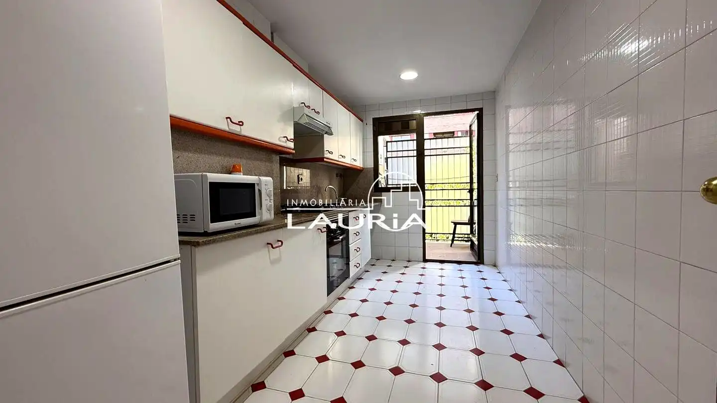 Maisonette zur Miete in Avinguda de l'Institut Obrer de València, Ciutat de les Ciències i de les Arts - Justicia