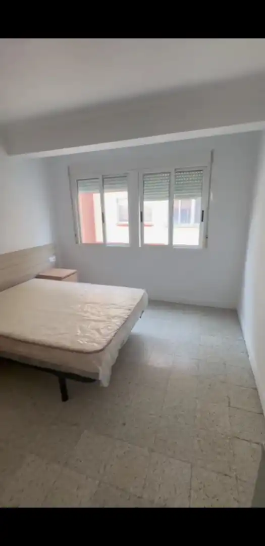 Schlafzimmer von Wohnung zum Verkauf in Narón mit Abstellraum, Möbliert und Ofen