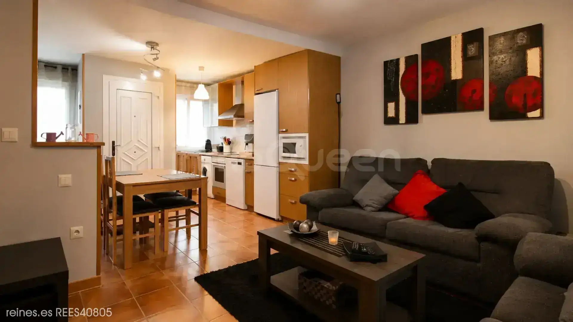 Sala de estar de Casa adosada en venta en Val de San Vicente  con Jardín privado, Terraza y Amueblado