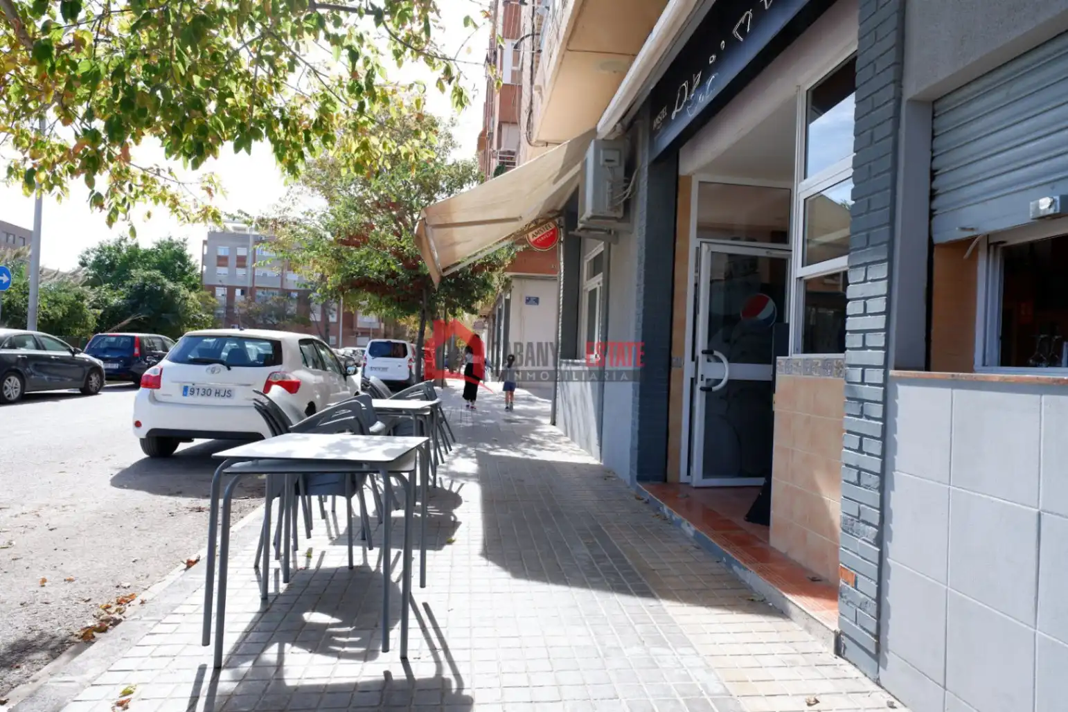 Vista exterior de Local en venta en Valencia con Aire acondicionado y Amueblado
