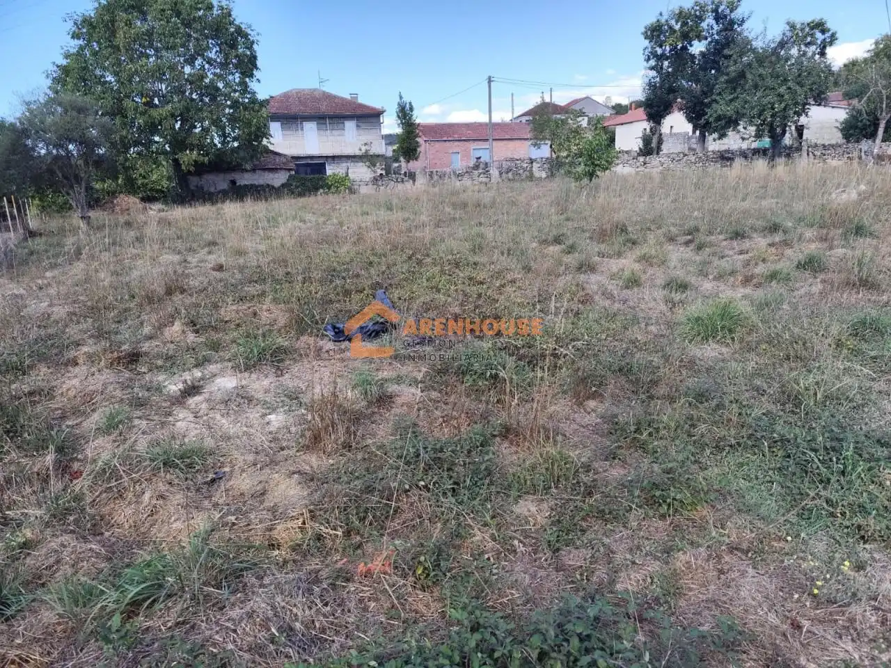 Casa o chalet en venta en Vilar de Santos con Calefacción, Jardín privado y Trastero