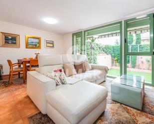 Jardí de Casa o xalet en venda en  Madrid Capital amb Calefacció i Jardí privat