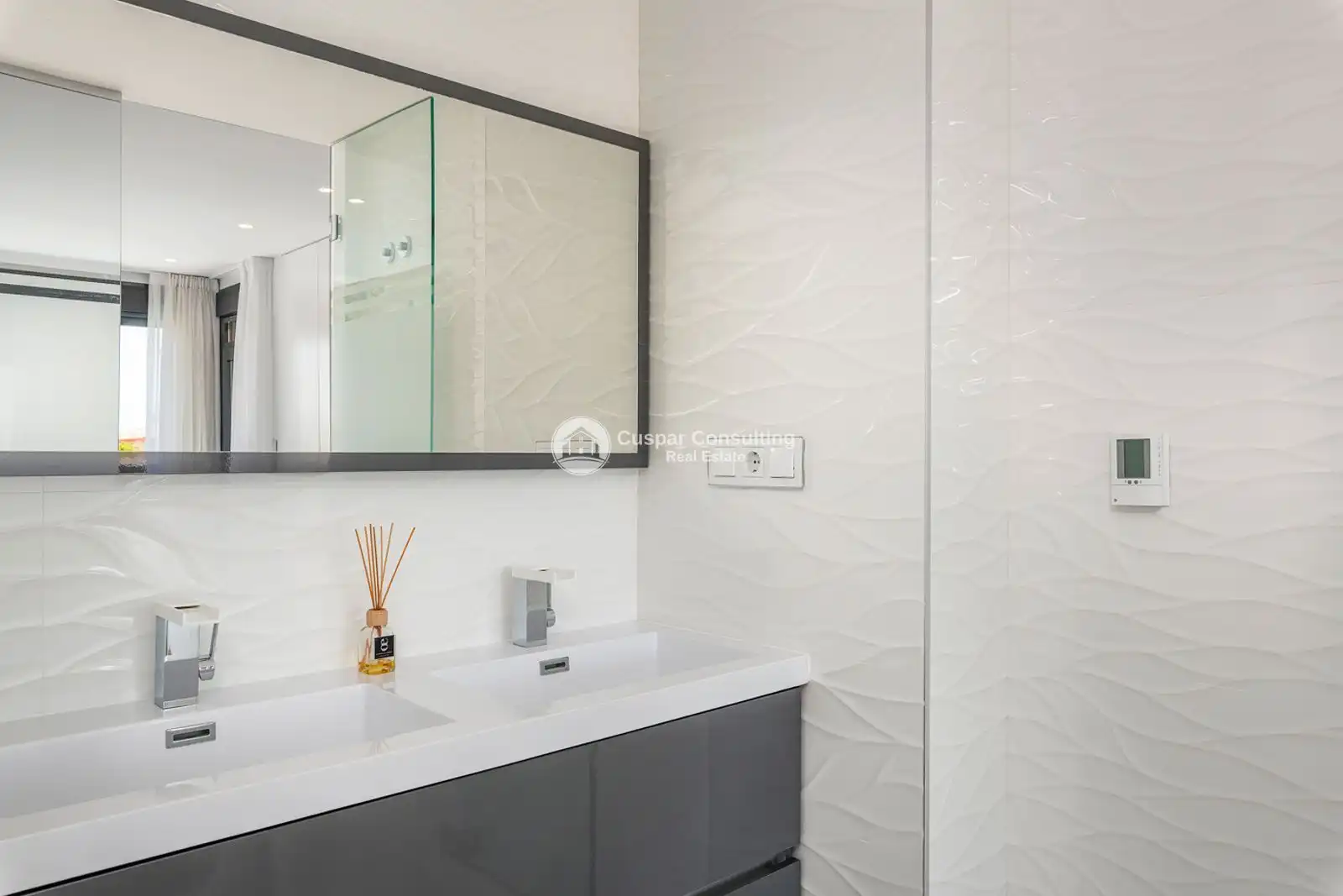 Bathroom of Attic for sale in Cartagena  with Heating, Terrace and Storage room