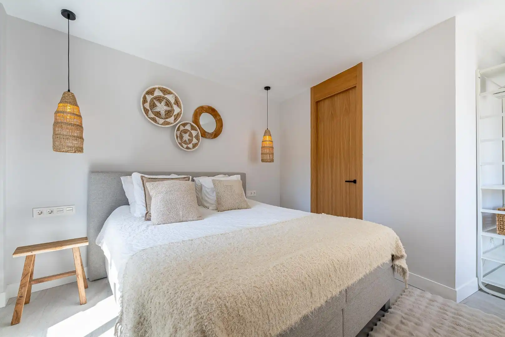 Habitación de Apartamento en venta en Torremolinos con Aire acondicionado, Calefacción y Terraza