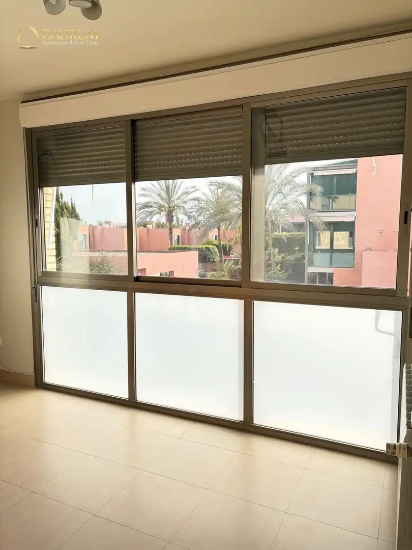 Vista exterior de Pis en venda en Alicante / Alacant amb Aire condicionat, Calefacció i Piscina