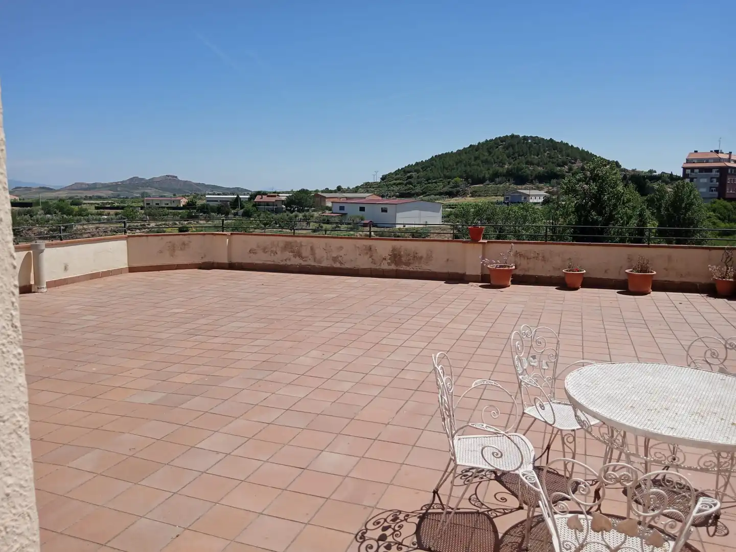 Casa con terraza en venta en Entrena