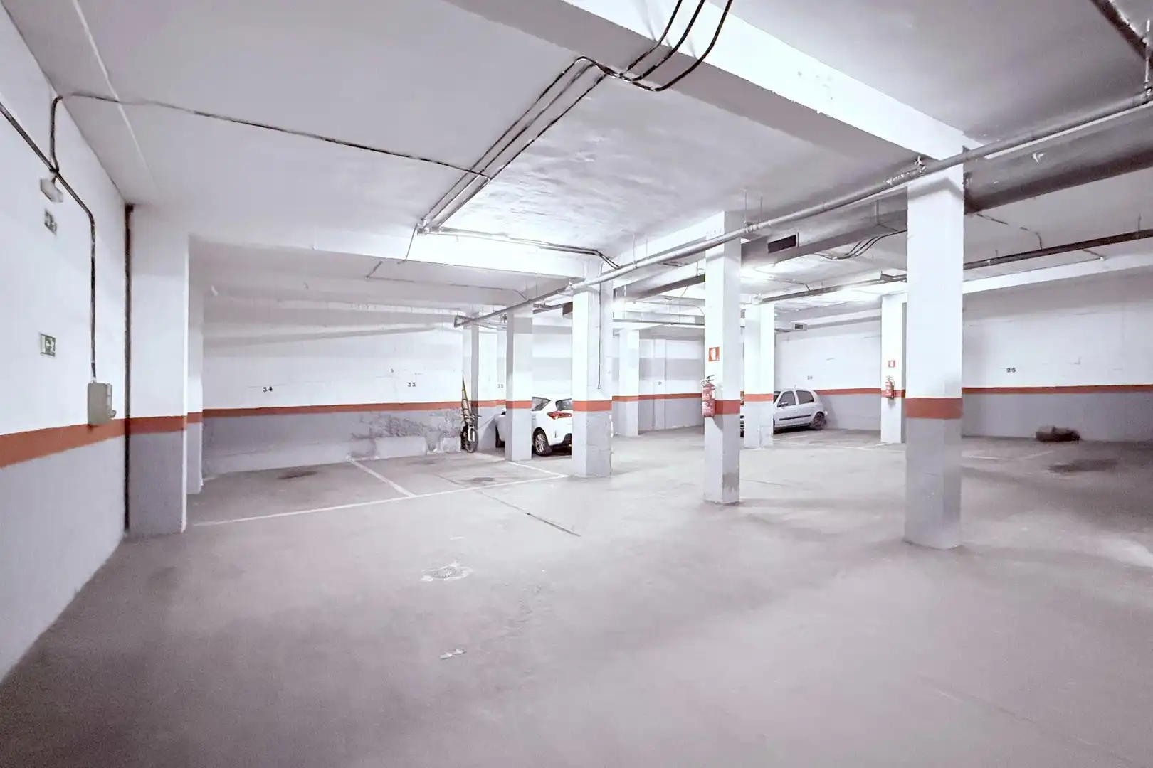 Parkplatz von Geschaftsraum zum Verkauf in Móstoles