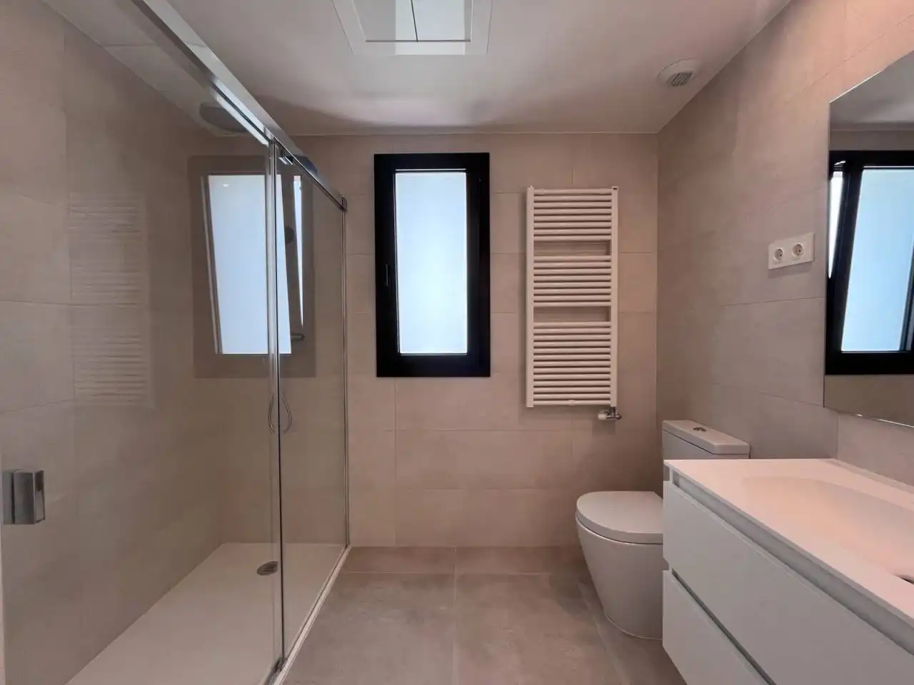 Badezimmer von Wohnung zur Miete in Sant Sadurní d'Anoia mit Heizung, Parkett und Terrasse