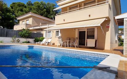 Schwimmbecken von Haus oder Chalet zum verkauf in Calafell mit Klimaanlage, Terrasse und Schwimmbad