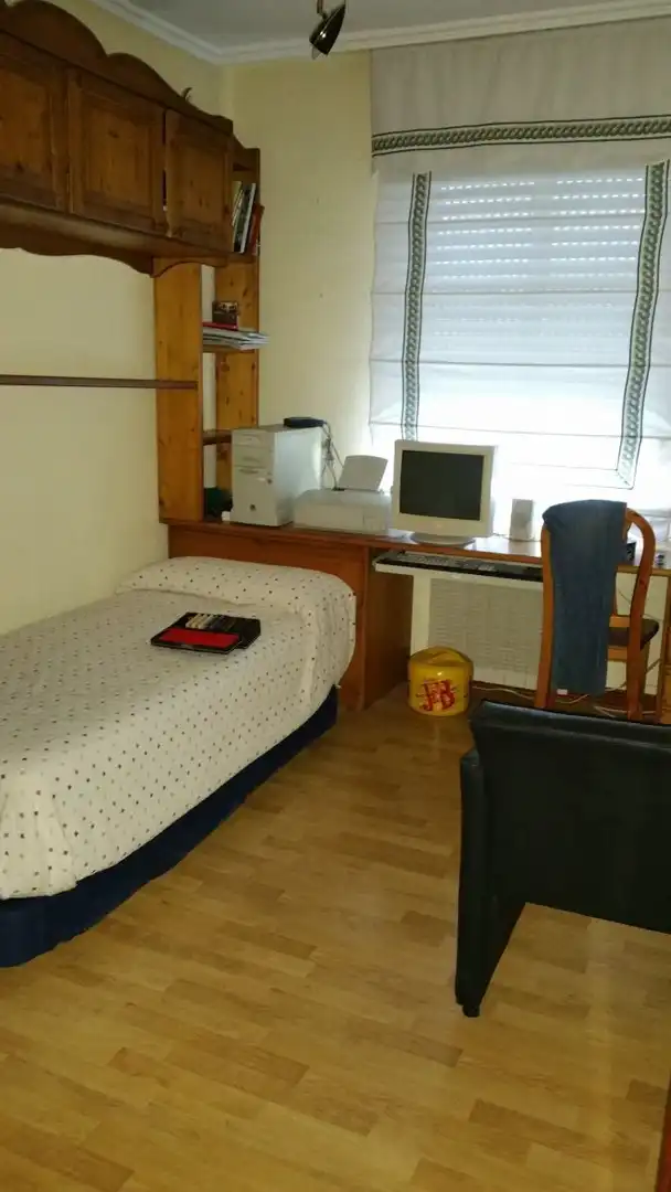 Dormitori de Casa o xalet en venda en Miranda de Ebro amb Traster