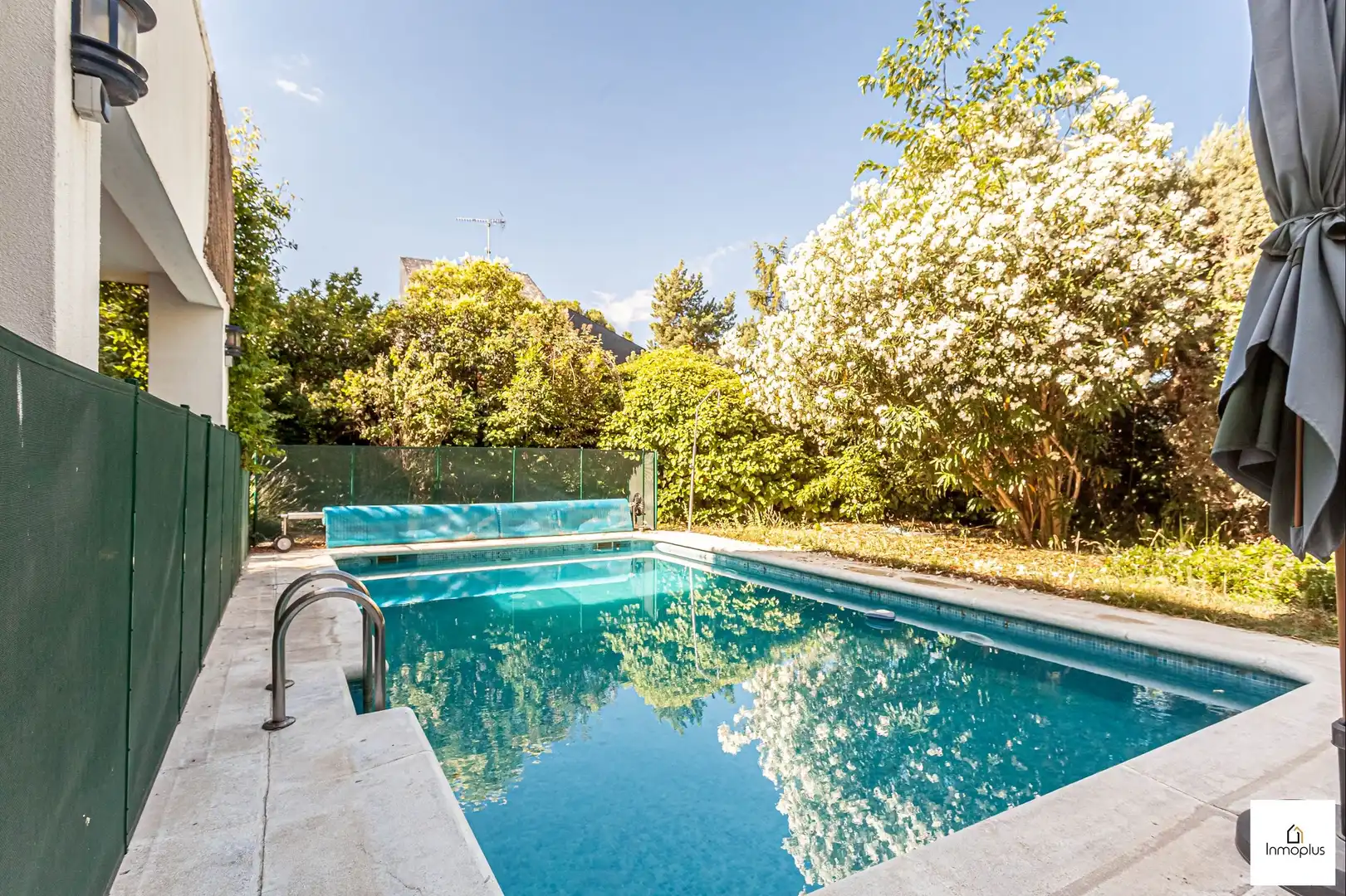 Piscina de Casa o xalet en venda en Las Rozas de Madrid amb Aire condicionat, Calefacció i Terrassa