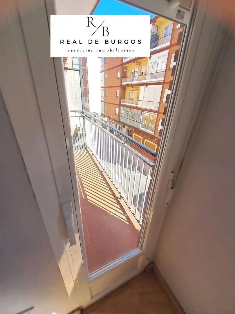 Terraza de Piso de alquiler en Valladolid con Calefacción, Terraza y Amueblado