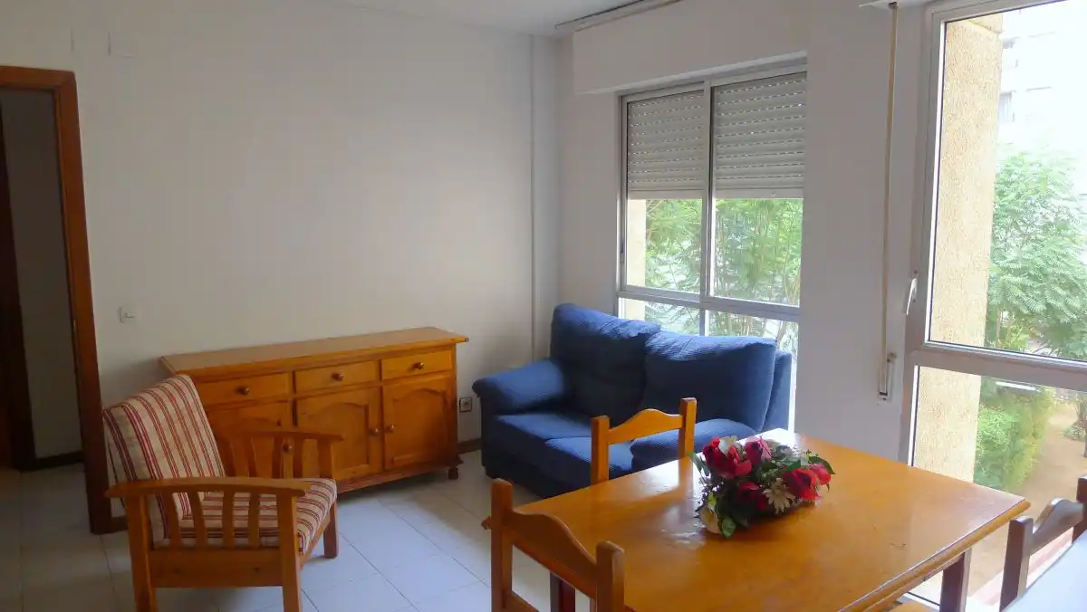 Apartament amb ascensor de lloguer a Luis de Morales
