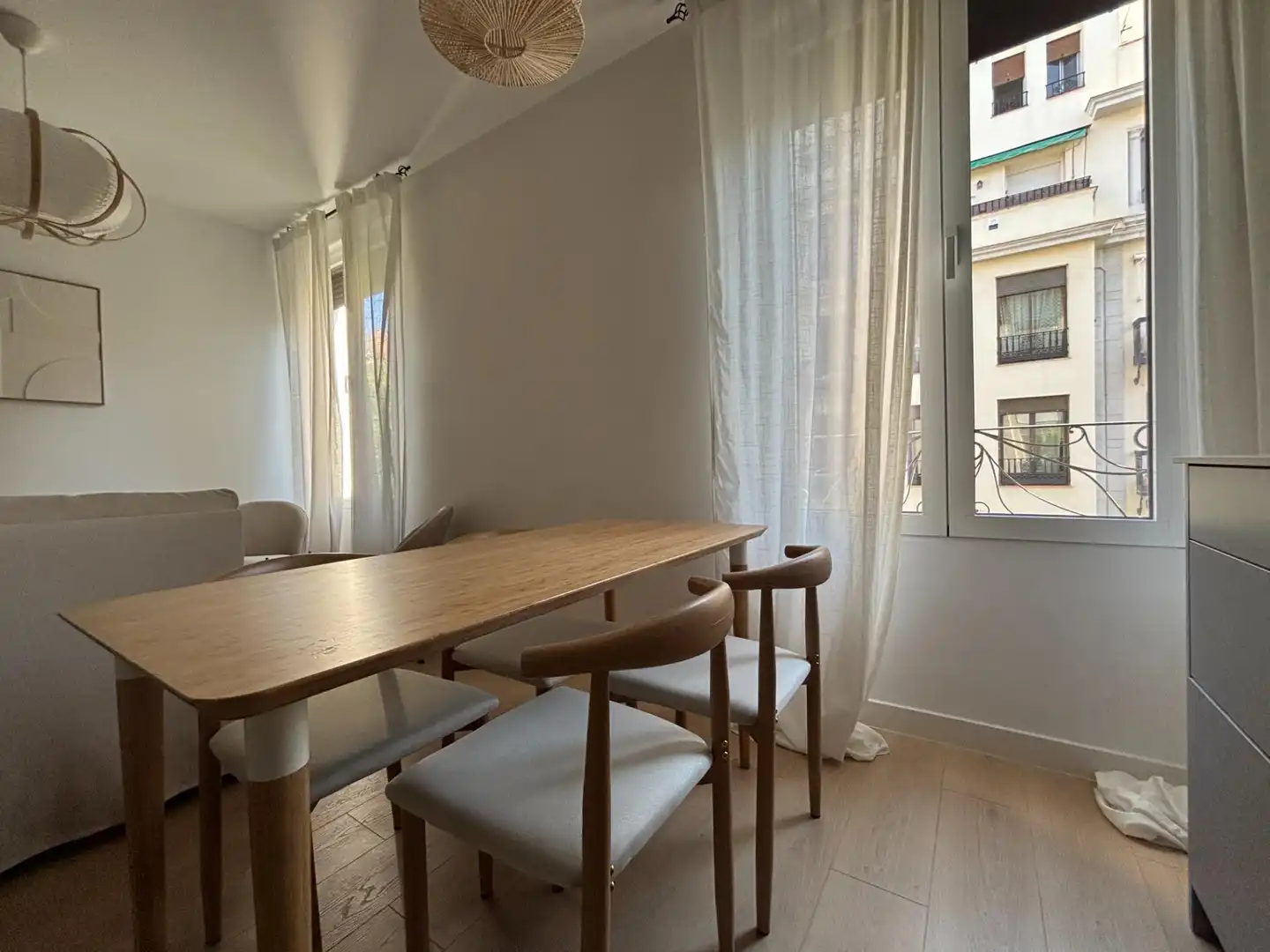 Dining room of Flat for rent in Madrid  with Air Conditioner, Heating and Furnished