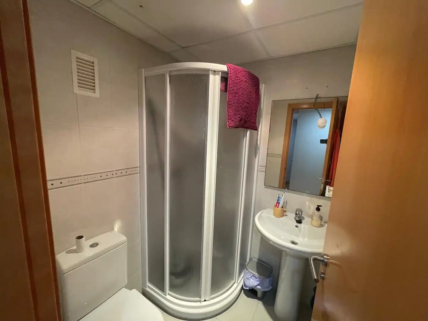 Badezimmer von Wohnung zum Verkauf in Águilas mit Klimaanlage, Privatgarten und Terrasse