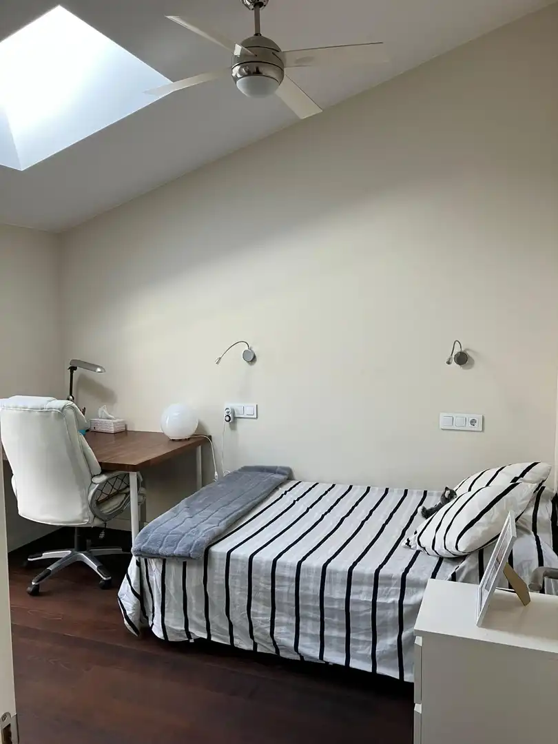 Habitación de Casa o chalet en venta en Huesca con Calefacción, Jardín privado y Terraza