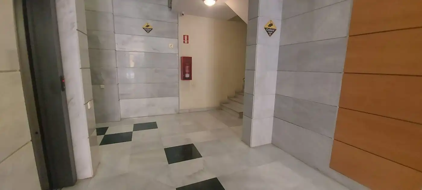 Bureau avec ascenseur à louer à El Ejido Ciudad, imagen 5