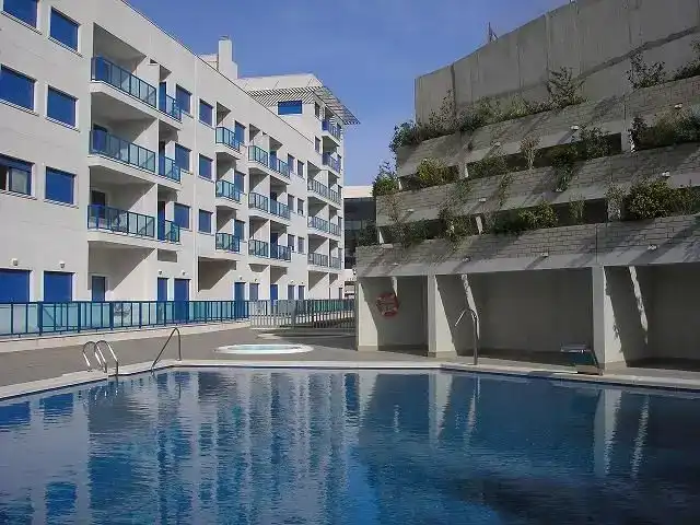 Piscina de Apartament en venda en Alicante / Alacant amb Aire condicionat, Piscina i Balcó