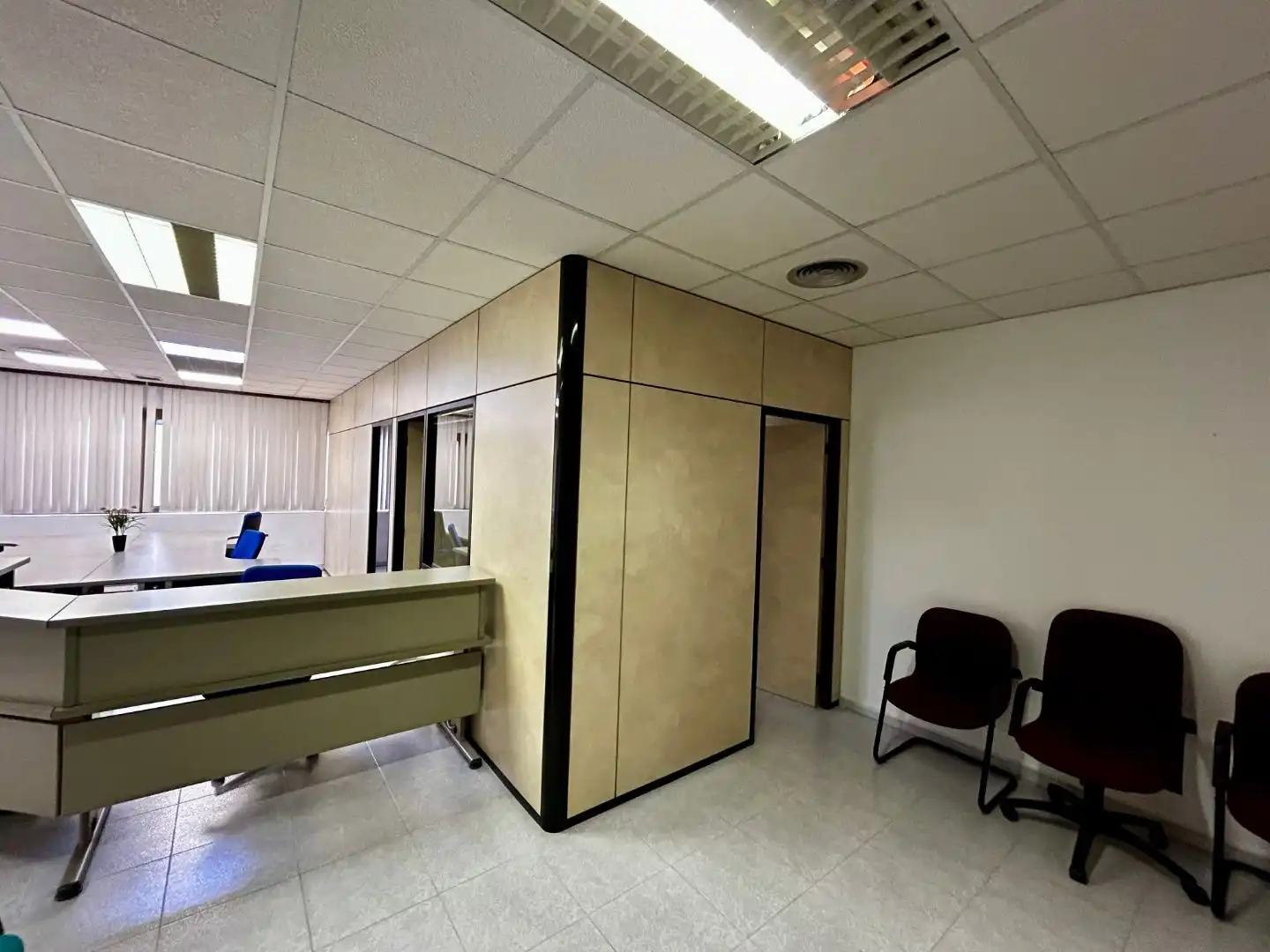 Office for rent in Ripollet  with Air Conditioner, Heating and Furnished