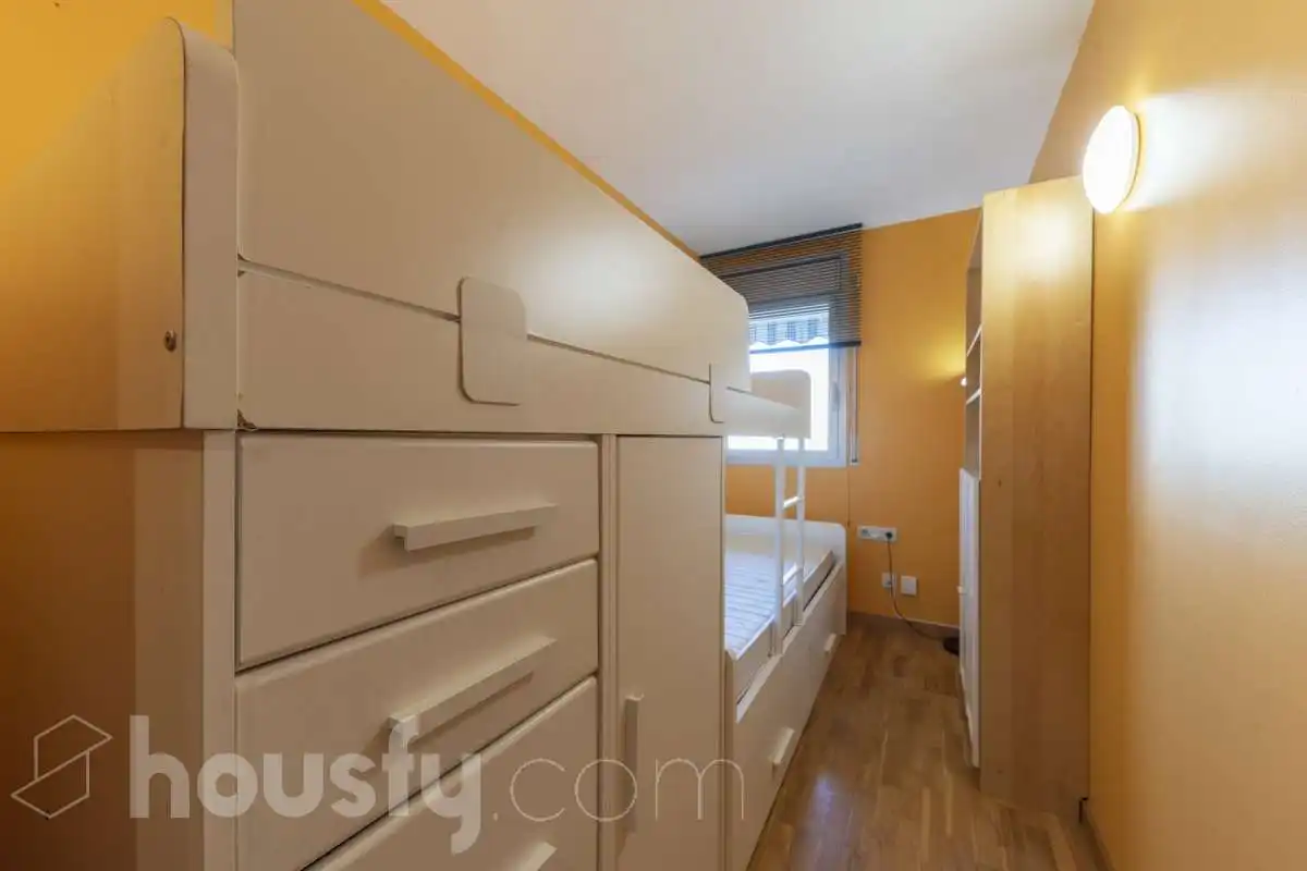 Bedroom of Flat for rent in Mataró  with Air Conditioner, Heating and Parquet flooring