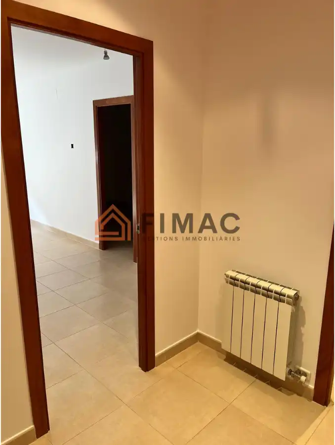 Piso en venta en Sant Hipòlit de Voltregà con Calefacción