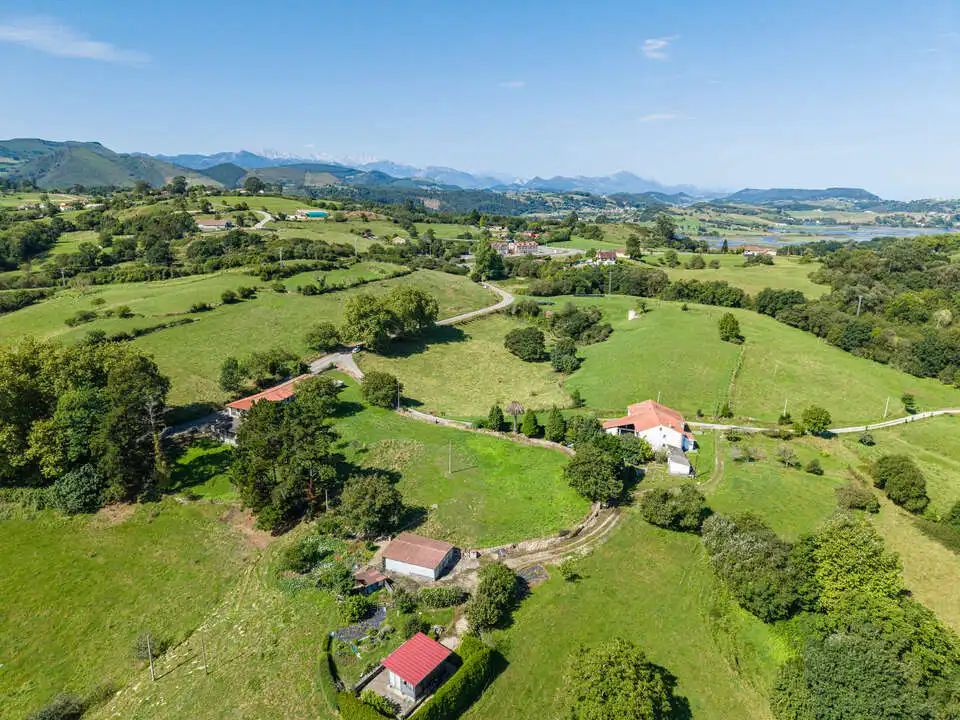 Casa con jardín en venta en El Calero 124
