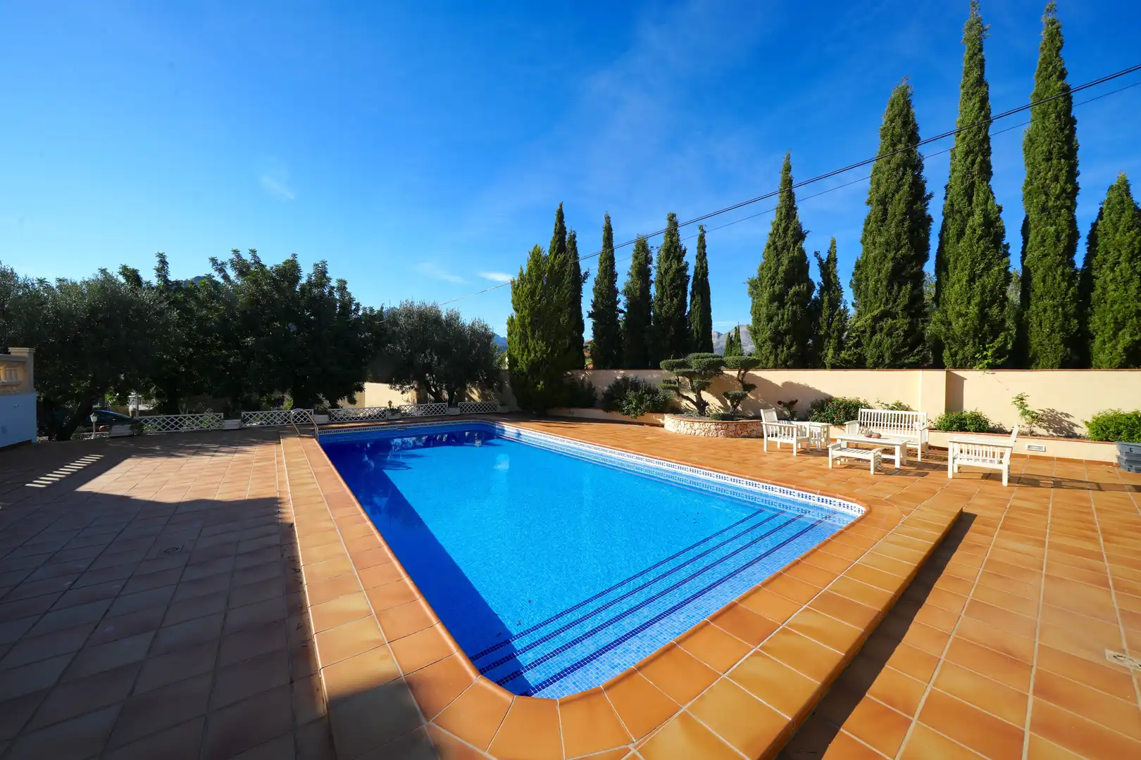 Villa de lujo en Orba elegancia, versatilidad y potencial infinito, image 3