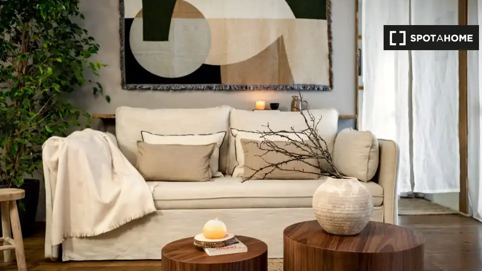 Room in Sant Pere, Sta. Caterina i la Ribera