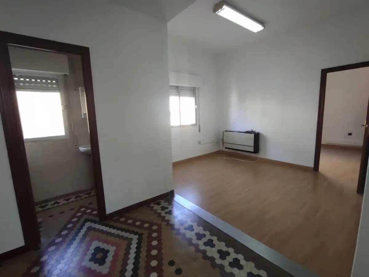 Office space to rent in Casco Antiguo, imagen 6