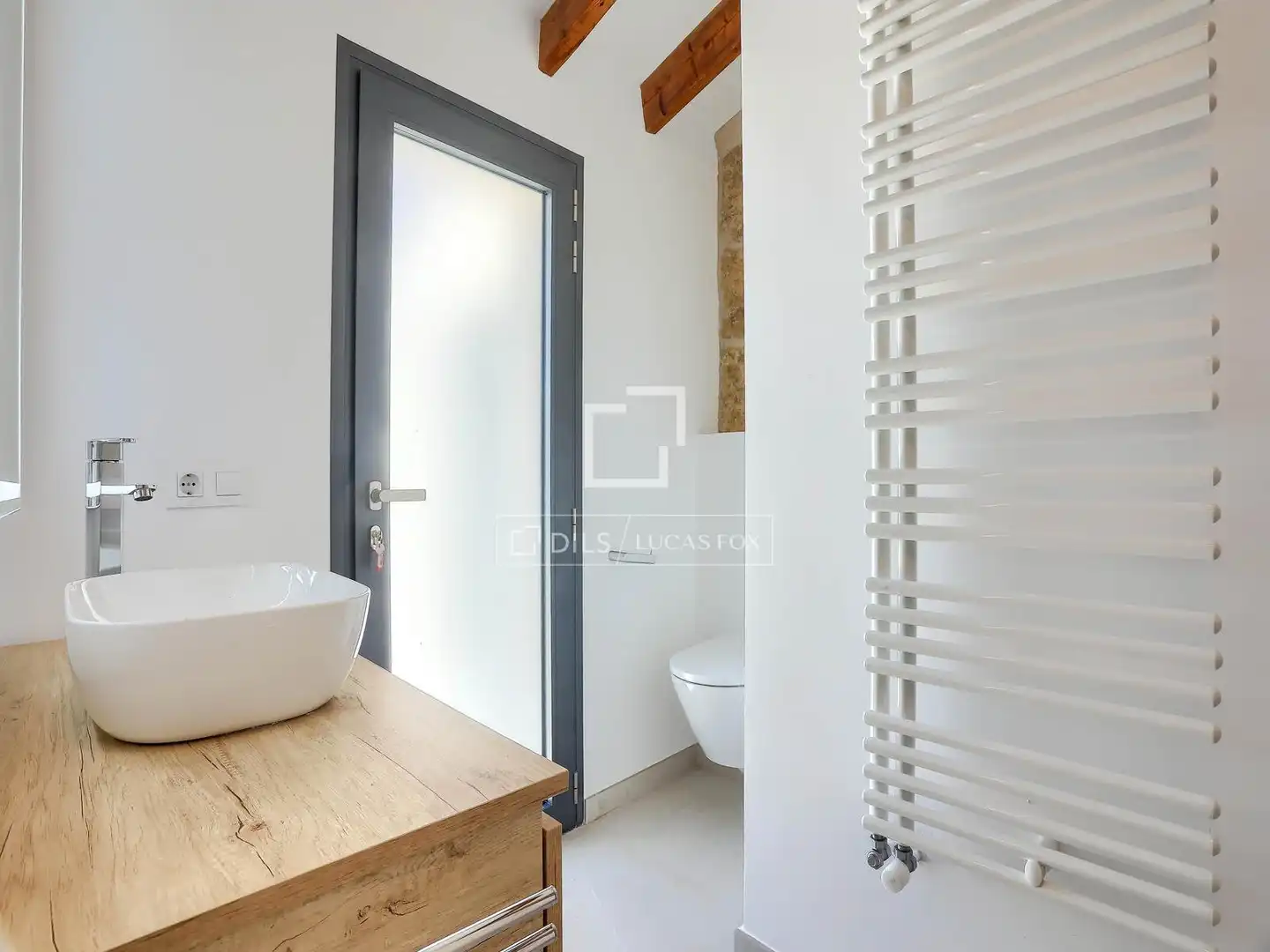 Bathroom of Houses for sale in Llubí  with Air Conditioner and Swimming Pool