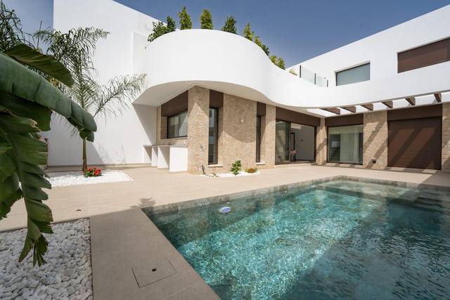 Casa adosada en Venta en Almoradí