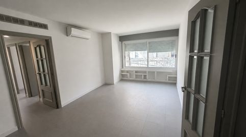 Foto 2 de Piso en venta en Passatge Riu Noguera, 8, Lloreda, Badalona