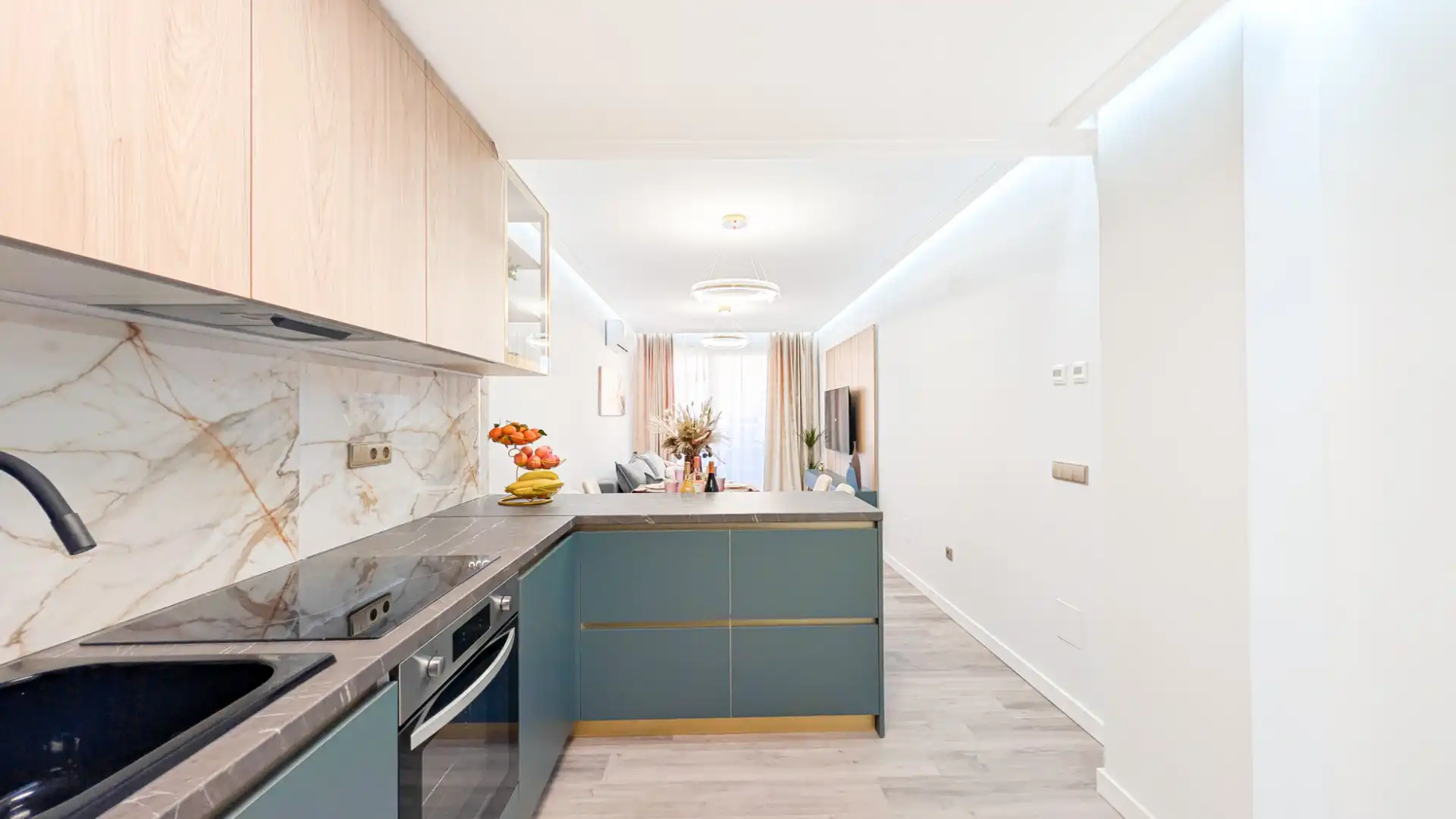 Cocina de Apartamento en venta en Torrevieja con Aire acondicionado, Terraza y Amueblado