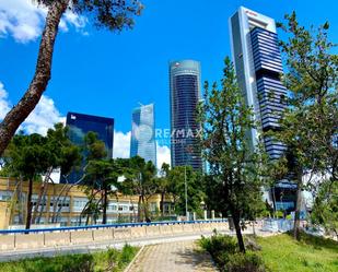 Vista exterior de Residencial en venda en  Madrid Capital