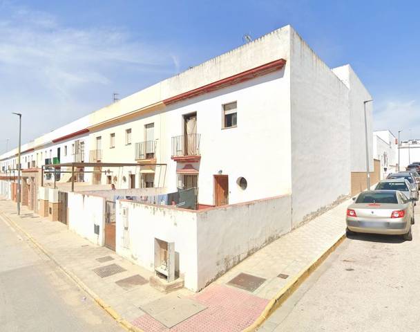 Casa-chalet en Venta en C/ Morón en Los Molares