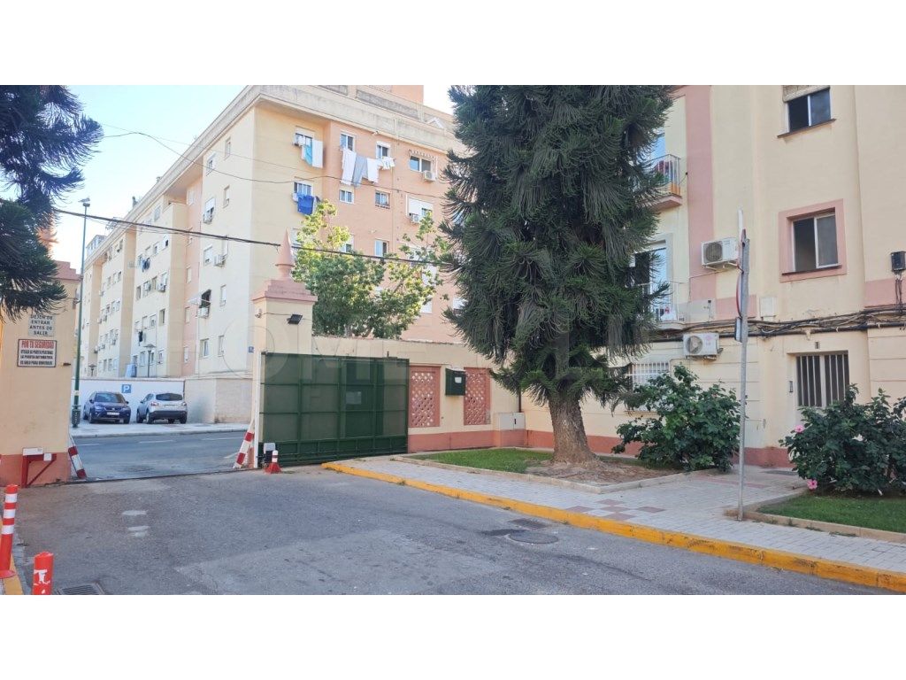 Apartament en venda a Plaza Fuerte Del, Carranque - Haza Cuevas