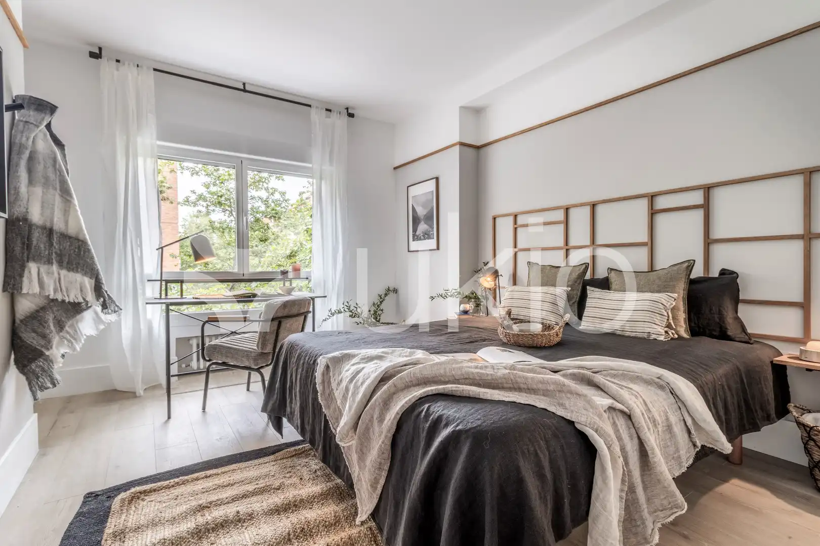 Habitación de Apartamento de alquiler en Madrid con Aire acondicionado, Calefacción y Amueblado