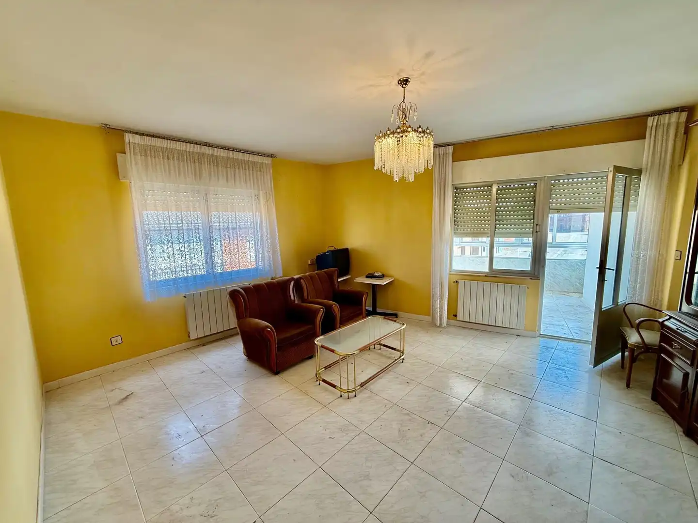Living room of Buildings for sale in Villaquejida