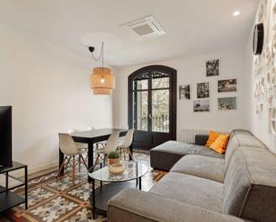 Living room of Apartment to share in  Barcelona Capital  with Air Conditioner and Terrace